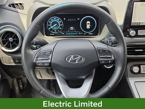 Used 2023 Hyundai Kona Limited FWD image 18