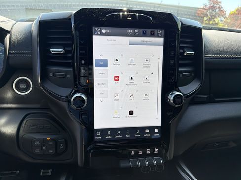 Certified 2022 RAM 1500 Laramie AWD/4WD image 32