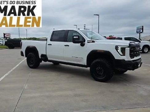 Used 2025 GMC Sierra 2500 AT4X w/ AT4X AEV Edition AWD/4WD image 2