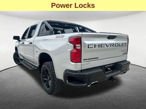 Used 2021 Chevrolet Silverado 1500 Custom Trail Boss w/ LPO, Dark Essentials Package AWD/4WD image 10