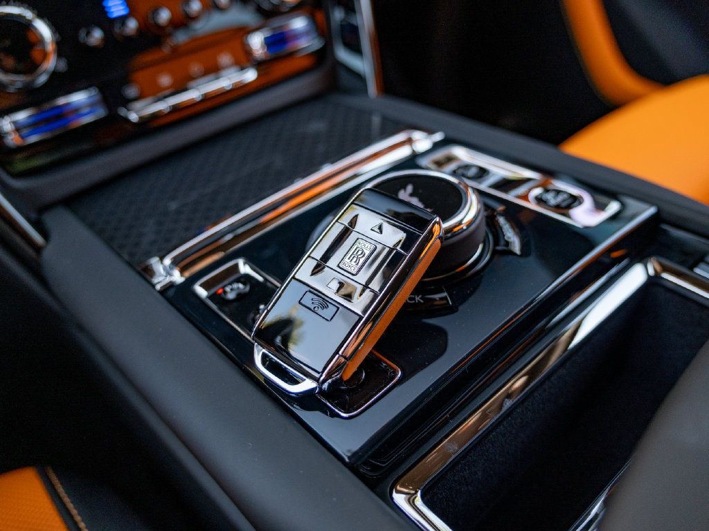 New 2027 Rolls-Royce Cullinan Black Badge AWD/4WD image 41