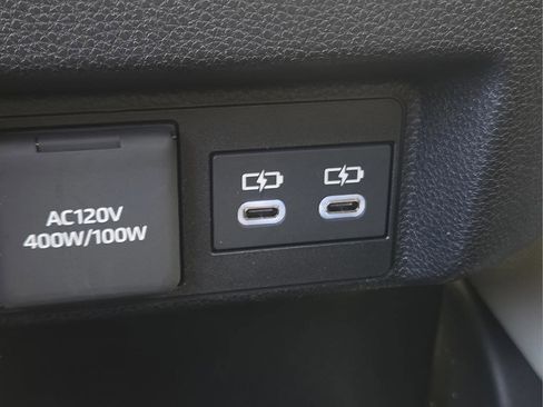 New 2026 Toyota Tacoma Limited AWD/4WD image 15