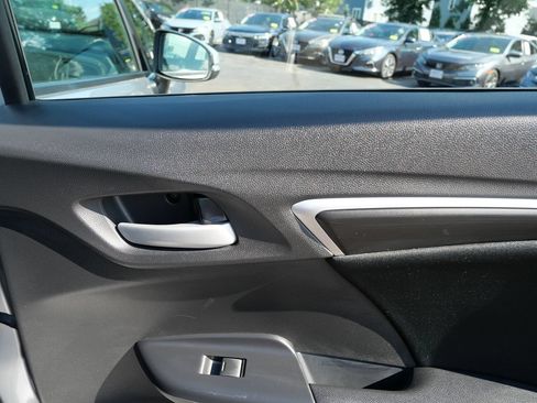 Used 2020 Honda Fit LX image 33