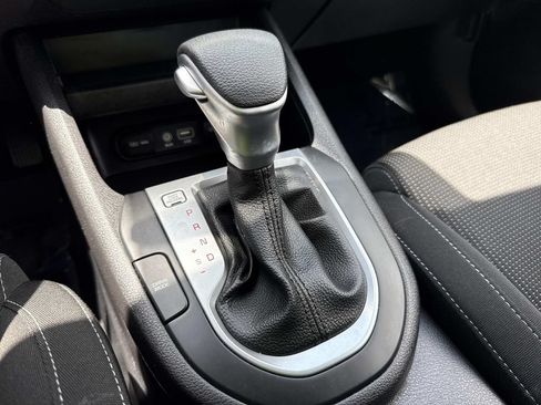 Used 2021 Kia Forte LXS FWD image 31