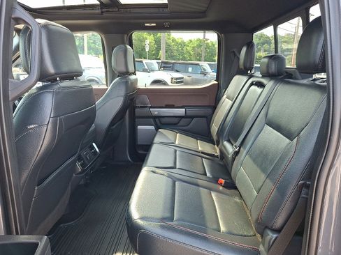 Used 2021 Ford F150 Lariat w/ Equipment Group 502A High AWD/4WD image 10
