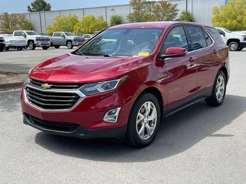 Used 2018 Chevrolet Equinox LT FWD image 3