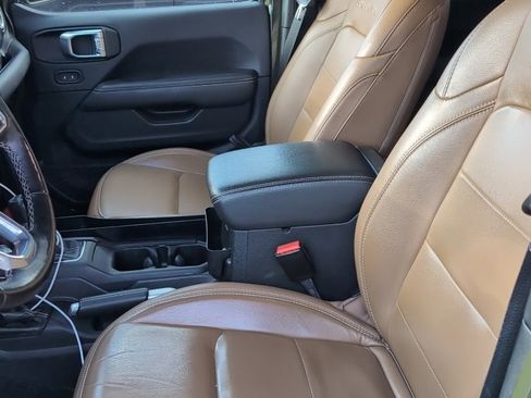 Used 2021 Jeep Wrangler Unlimited Sahara w/ Cold Weather Group image 11