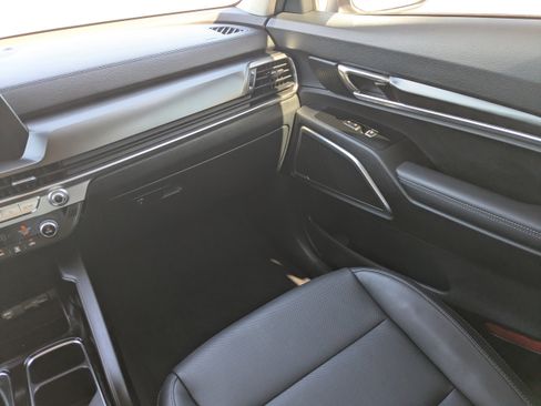 Certified 2024 Kia Telluride LX image 19