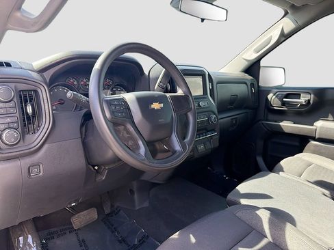 Used 2024 Chevrolet Silverado 1500 Custom Trail Boss w/ LPO, Dark Essentials Package AWD/4WD image 9