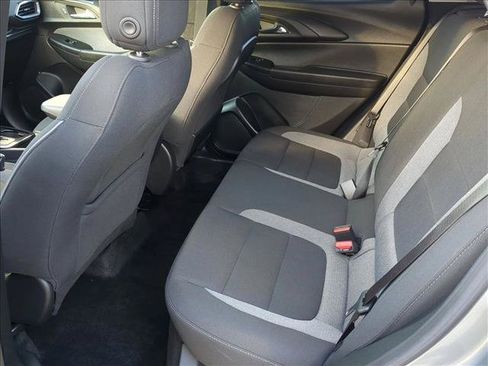 Used 2023 Chevrolet TrailBlazer LT FWD image 17