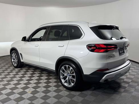 Used 2025 BMW X5 xDrive50e w/ Premium Package AWD/4WD image 8