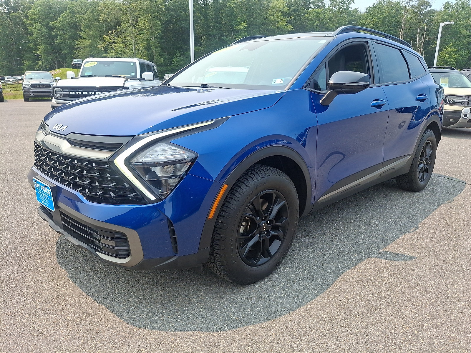 Used 2023 Kia Sportage X-Pro AWD/4WD image 3