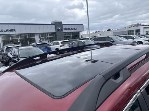 Used 2021 Subaru Ascent Premium w/ Sport Package image 16