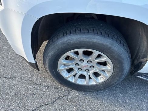 Used 2018 GMC Yukon XL SLT image 21