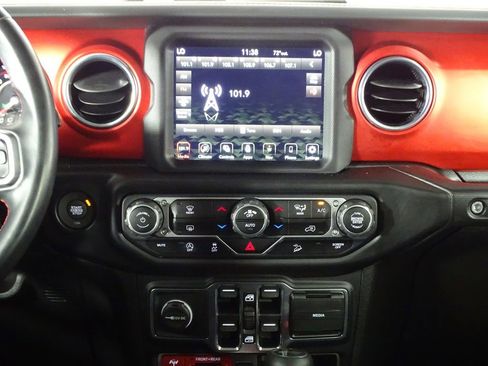 Used 2020 Jeep Wrangler Unlimited Rubicon image 29