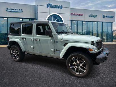Used 2024 Jeep Wrangler Unlimited w/ Convenience Group