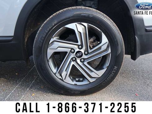 Used 2023 Hyundai Santa Fe SEL image 6