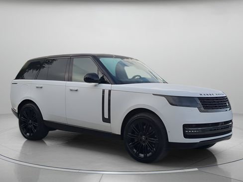 Used 2025 Land Rover Range Rover SE AWD/4WD image 38