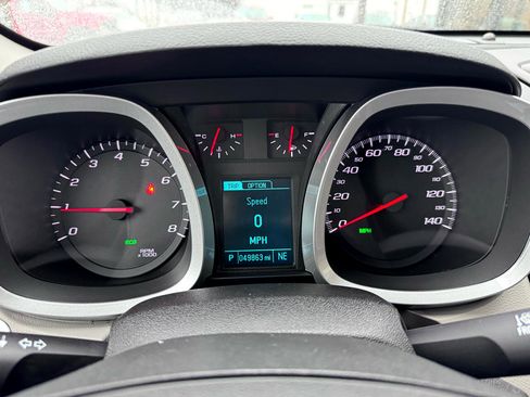 Used 2017 Chevrolet Equinox LS image 16