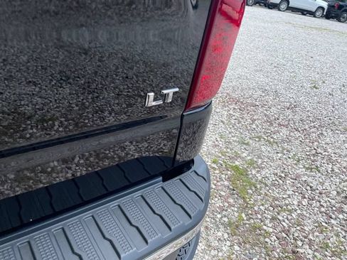 Used 2022 Chevrolet Silverado 1500 LT w/ Convenience Package II AWD/4WD image 13