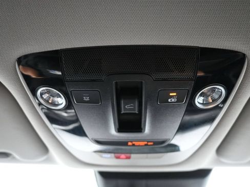 Certified 2024 Kia Seltos EX AWD/4WD image 17