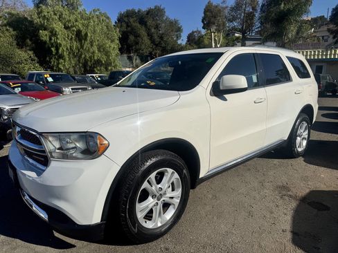 Used 2012 Dodge Durango SXT image 3