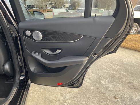 Used 2017 Mercedes-Benz GLC 300 4MATIC image 43