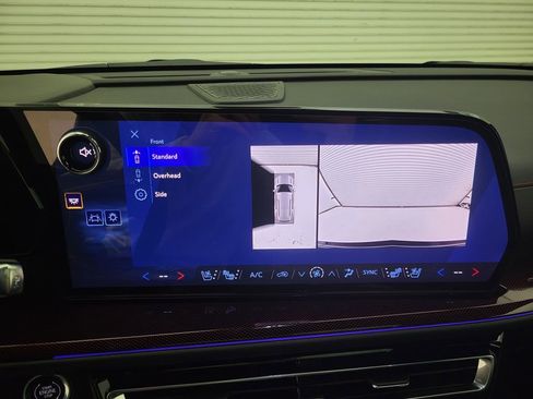 New 2026 Chevrolet Traverse RS w/ LPO, Floor Liner Package FWD image 13