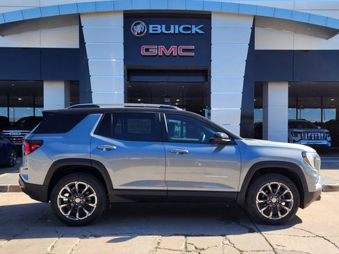 New 2026 GMC Terrain Elevation w/ Elevation Premium Package image 3