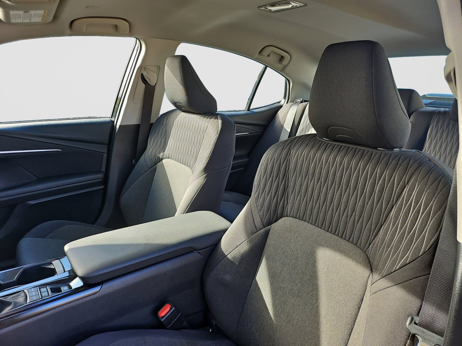 Used 2025 Toyota Camry LE FWD image 23