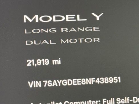 Used 2022 Tesla Model Y Long Range AWD/4WD image 14