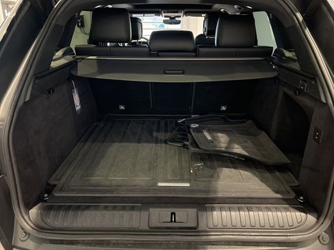 Used 2019 Land Rover Range Rover Sport HSE Dynamic image 32