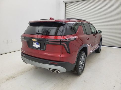New 2026 Chevrolet Traverse LT w/ Driver Confidence Package FWD image 15