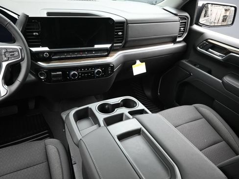 New 2026 Chevrolet Silverado 1500 LT w/ All Star Edition Plus AWD/4WD image 15