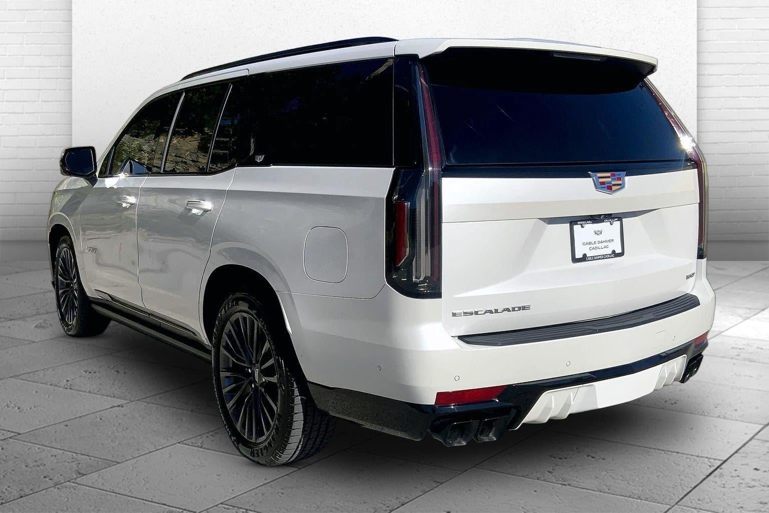 Certified 2023 Cadillac Escalade V AWD/4WD image 11