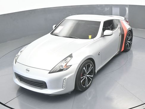 Used 2020 Nissan 370Z w/ Sport Package image 41