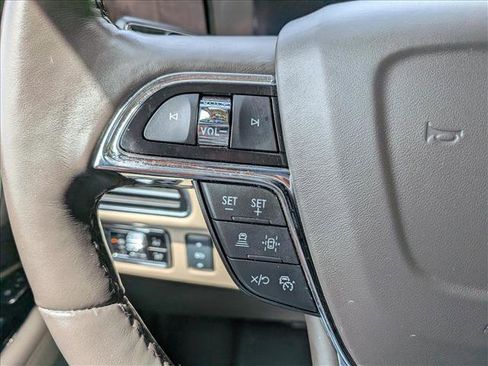 Used 2024 Lincoln Navigator Reserve AWD/4WD image 37