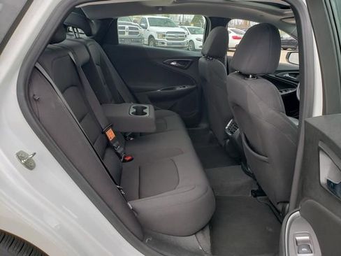 Used 2023 Chevrolet Malibu LT image 19