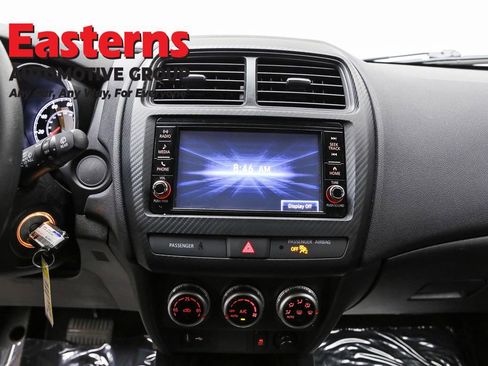 Used 2024 Mitsubishi Outlander Sport ES image 12