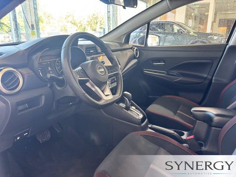 Used 2024 Nissan Versa SR FWD image 19