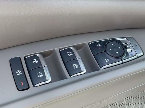 New 2026 Kia Carnival EX image 28