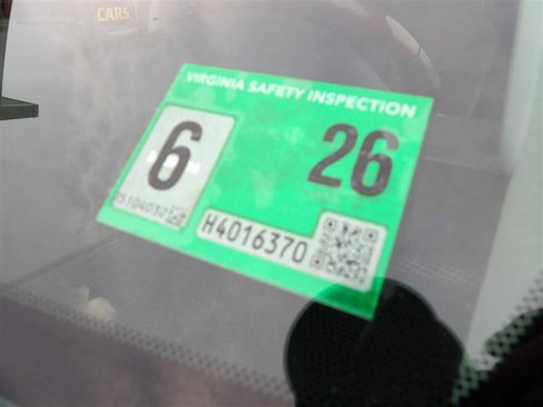 Used 2016 Lexus GX 460 image 30