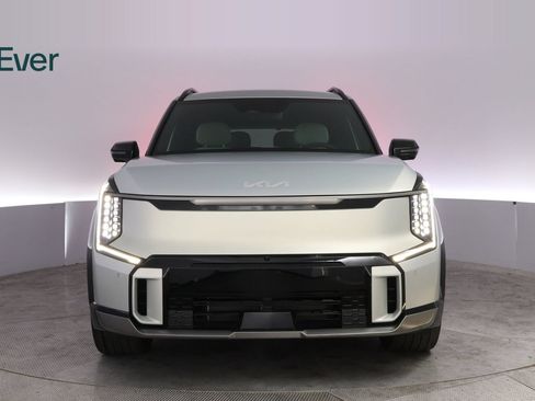Used 2024 Kia EV9 GT-Line AWD/4WD image 12