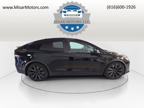 Used 2022 Tesla Model X Plaid AWD/4WD image 5