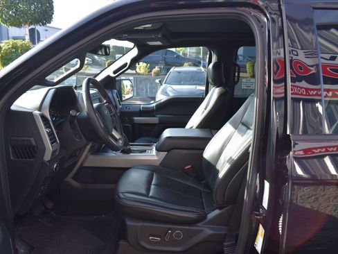 Used 2018 Ford F150 Lariat w/ Equipment Group 502A Luxury AWD/4WD image 18
