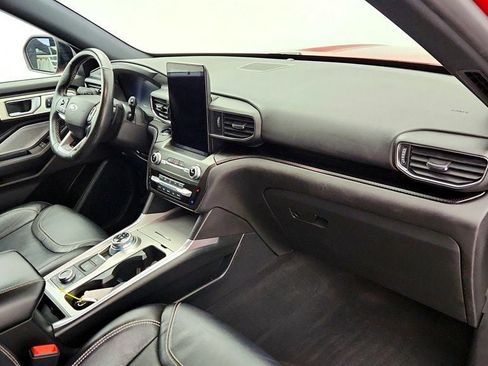 Used 2020 Ford Explorer ST w/ ST Street Pack image 27