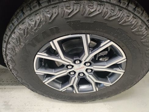 New 2026 GMC Acadia AT4 w/ Super Cruise Package image 21