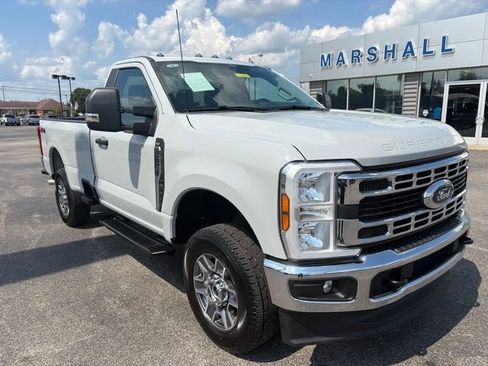 Used 2025 Ford F250 XLT AWD/4WD image 2