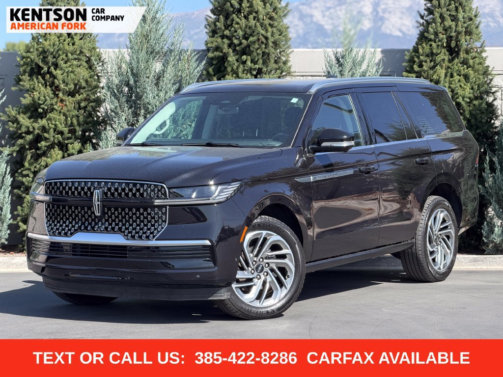 Used 2025 Lincoln Navigator Reserve AWD/4WD image 1