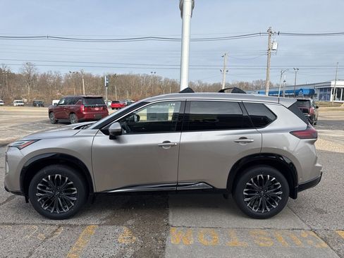 New 2026 Nissan Rogue Platinum image 7